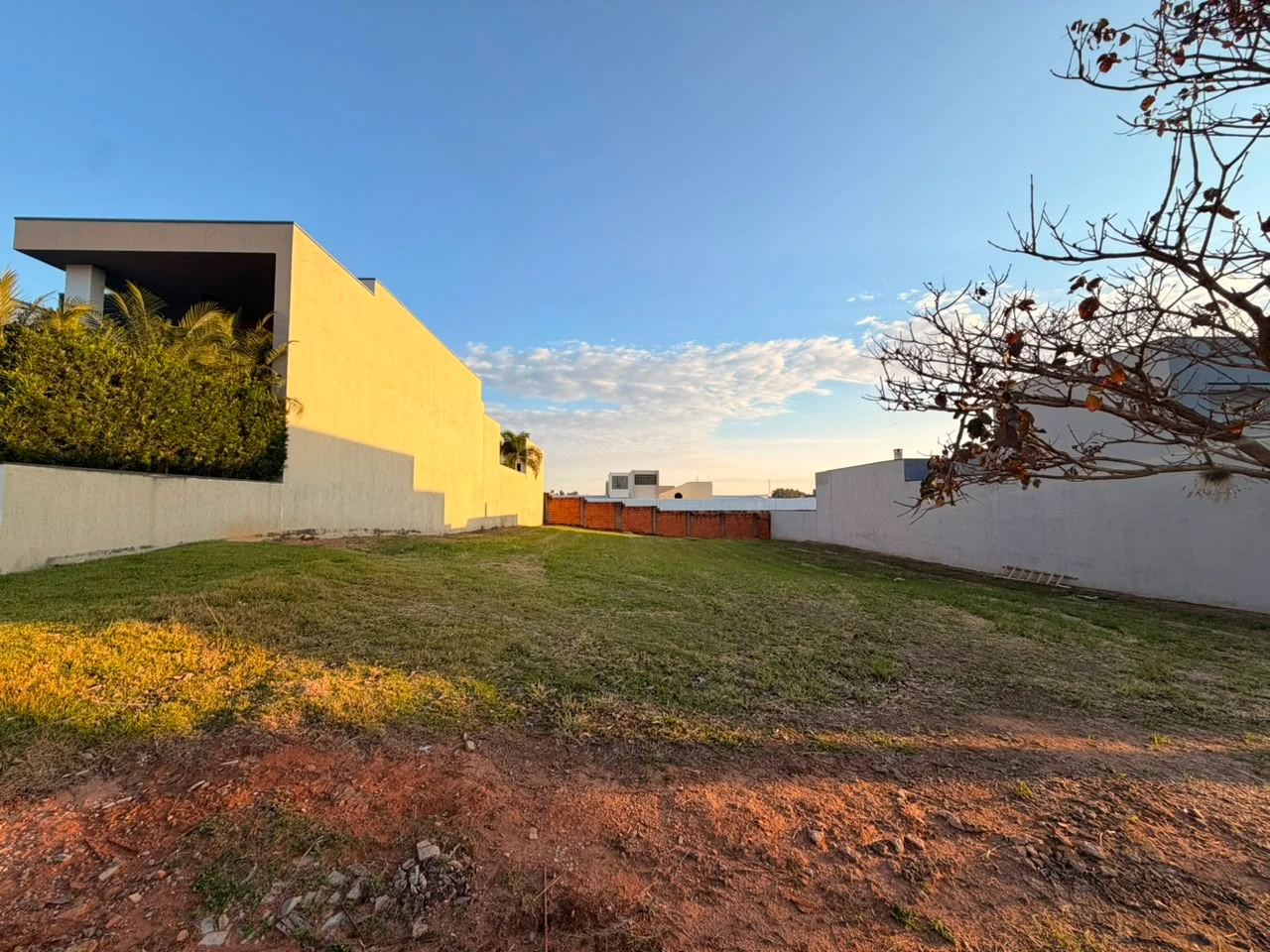 Terreno à venda - Fazenda das Areias