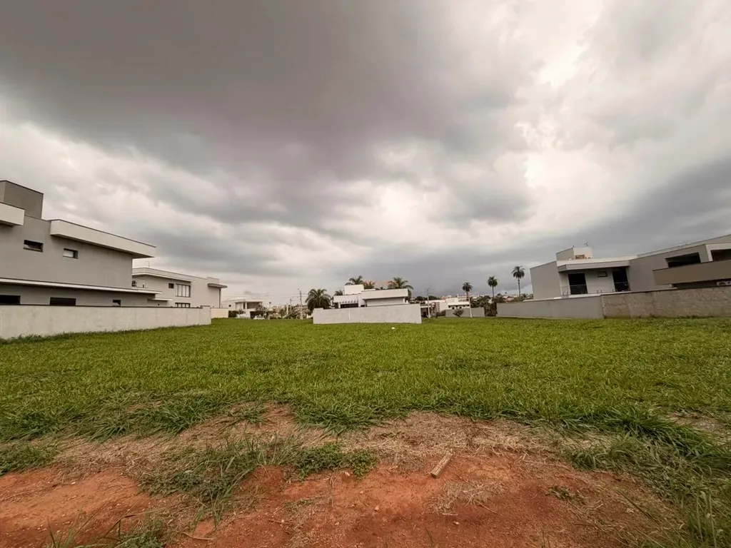 Terreno à venda no Residencial Macaubeiras.